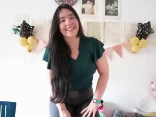 Webcam model SamanthaHoty from XloveCam