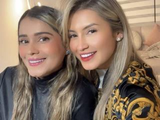 Webcam model SarahYCeleste from XLoveCam