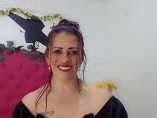Webcam model SashaMissHot profile picture