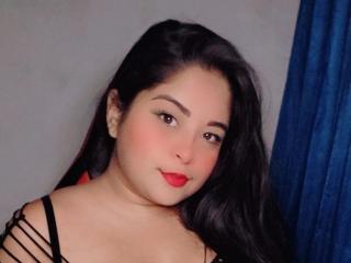 Webcam model ScarletJonnes from XloveCam