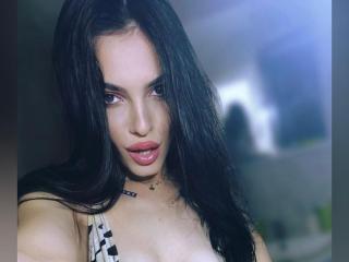 Webcam model ScarletteStar from XLoveCam