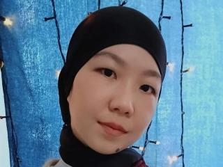 Webcam model SeleneCatheryn from XLoveCam