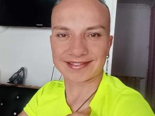 SexPoweer Live Webcam on XLoveCam