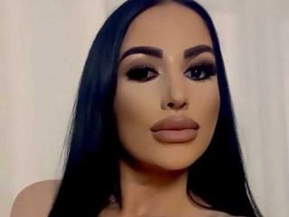 Webcam model SexyAlyssa from XloveCam