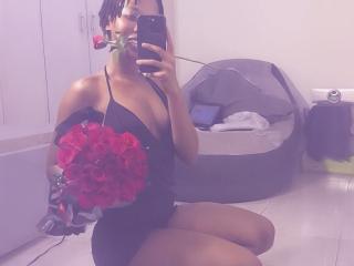 Webcam model SexyBlack-hot from XLoveCam