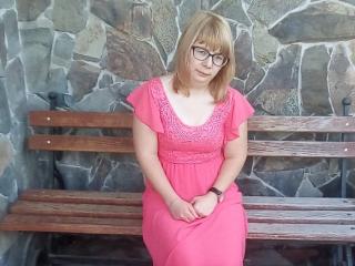 Webcam model SexyMysterious from XLoveCam