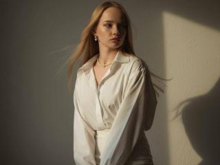 Webcam model ShawtyMia from XLoveCam profile picture Webcam model ShawtyMia from XLoveCam