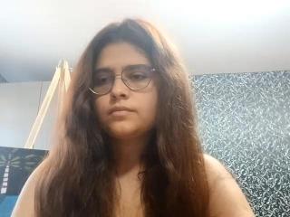 Webcam model SilvanaLovellette from XLoveCam