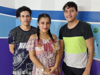 SoftGroup69Live Webcam