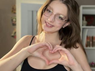 Profile and Statistics for StaceyAverbach on XLoveCam