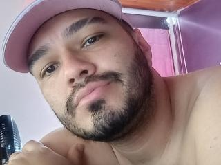 StevenHills Live Webcam on XLoveCam