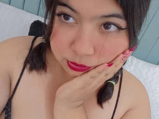 Webcam model SultanaLm from XLoveCam