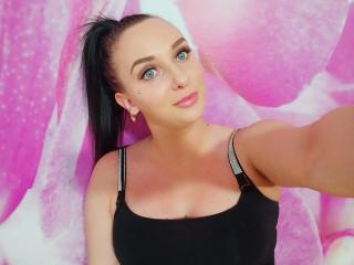 Webcam model SweetSerena-ext profile picture