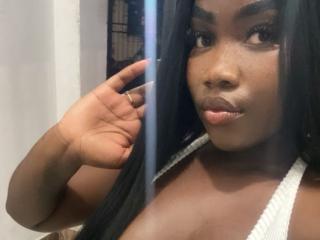Webcam model SweeterChocolate from XLoveCam profile picture Webcam model SweeterChocolate from XLoveCam