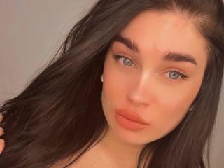 Webcam model TemptationFire from XLoveCam