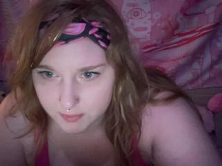 ThickGingerGoddessLive Webcam