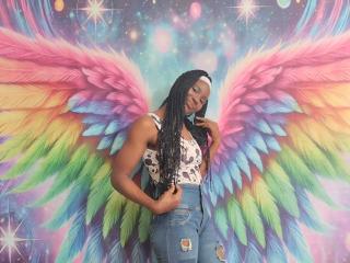 Webcam model TightLittleeBony from XLoveCam