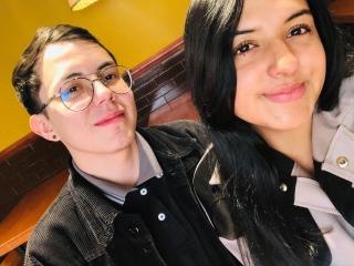 TinnaNCharlie Live Cam on XLoveCam