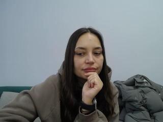 Webcam model TrayYanna from XLoveCam