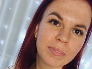 Webcam model VeronikaLune from XloveCam