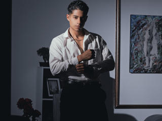 VictoryCassus Live Cam on XLoveCam