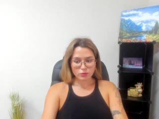 Webcam model Viktoriyya from XLoveCam