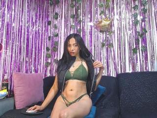 Webcam model VioletMalkova from XLoveCam
