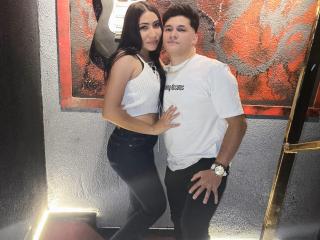 ViolettAndRyuk Live Cam on XLoveCam