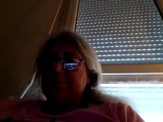 Webcam model Volaria from XLoveCam