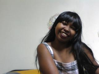 Webcam model Xoritah from XLoveCam