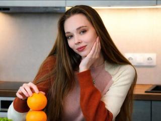 Webcam model YangDeschenes from XloveCam