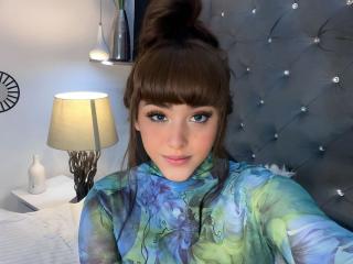 Profile and Statistics for YourGoddessLarissa on XLoveCam