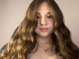 Profile and Statistics for ZoeBaker69 on XLoveCam