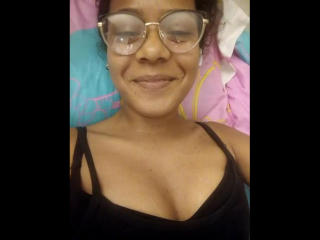 Webcam model Zoely69 from XLoveCam