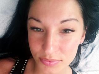 Picture of the sexy profile of AishaSensual, for a very hot webcam live show !