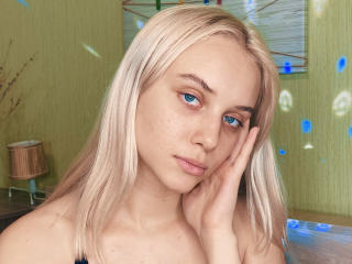 Webcam model AnastaciaHells from XLoveCam