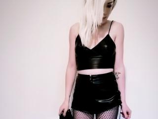 SexyMarinna Blowjob XXX Cams - Photo 9/21