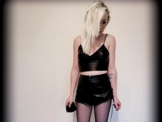 SexyMarinna Blowjob XXX Cams - Photo 8/21