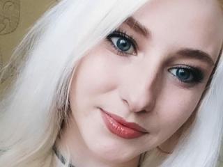 EllenSoNice live cam model at XLoveCam