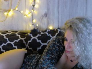 SassyKate Blowjob XXX Cams - Photo 13/21