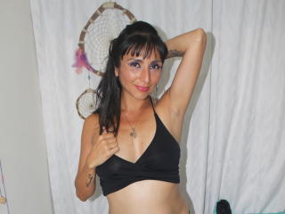 AlanaQueen69 Webcam Porno Live - Photo 9/12