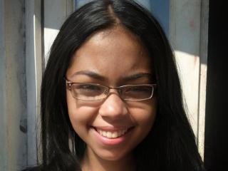 PerlaSexiy live cam model at XLoveCam