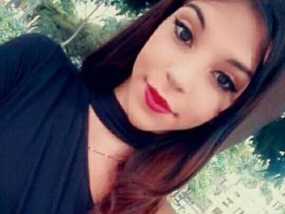 BadraBitt live cam model at XLoveCam