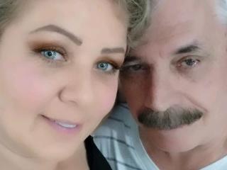 WildLatinCouple live cam model at XLoveCam