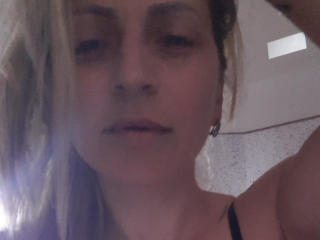 AliaAnita Webcam Porno Live - Photo 6/10