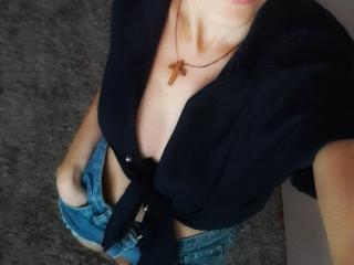 AnnieXCute Webcam Porno Live - Photo 15/19