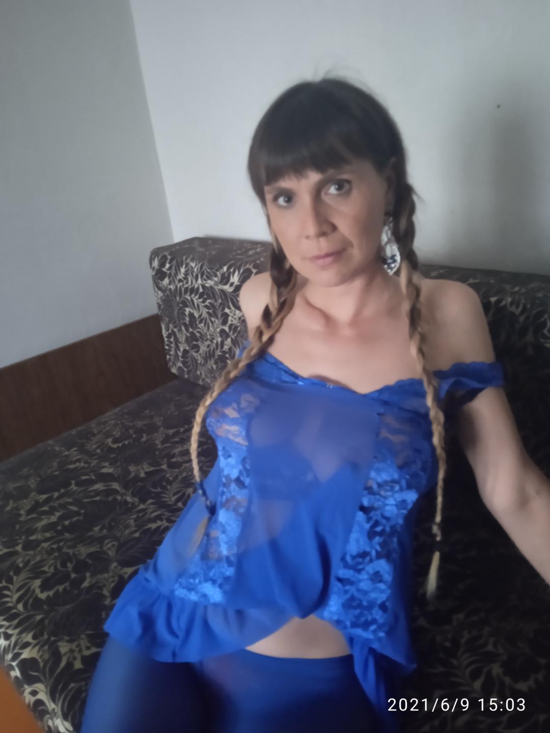 webcam model LovenaHelen from XloveCam webcam model LovenaHelen from XloveCam