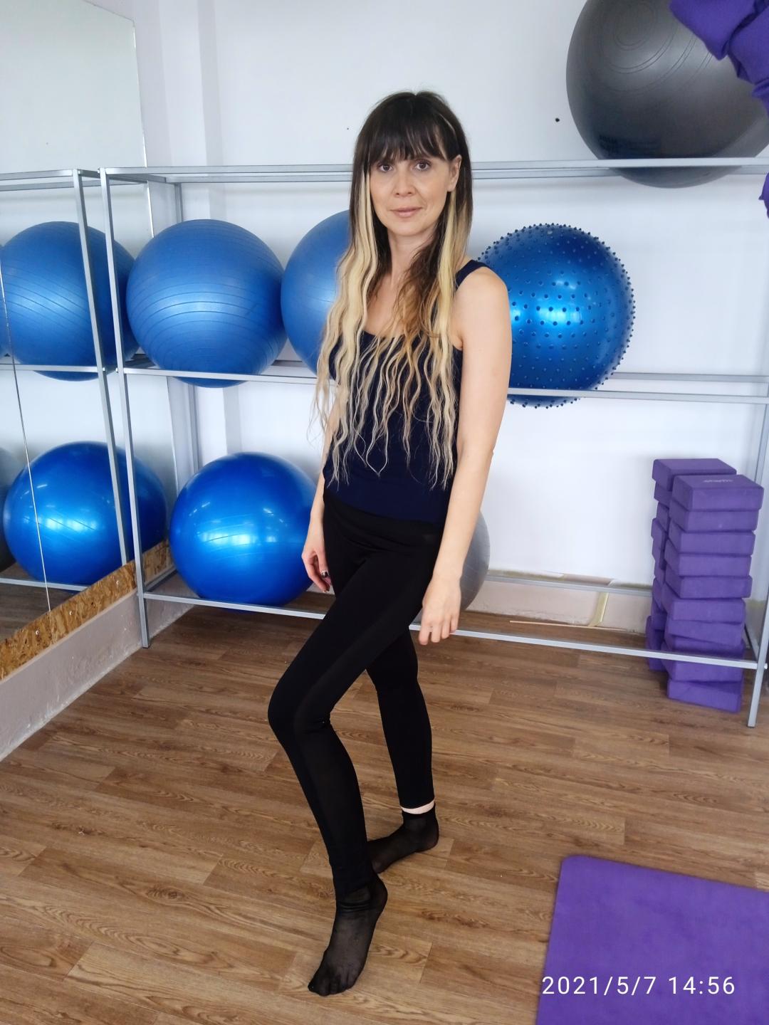 webcam model LovenaHelen from XloveCam webcam model LovenaHelen from XloveCam