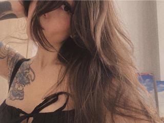 Live sex cams model IrisMorrison | huge, , Shaved, Female | Free ...