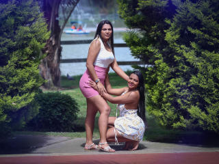 JadeAndDhanna Show Porn Live - Photo 19/21